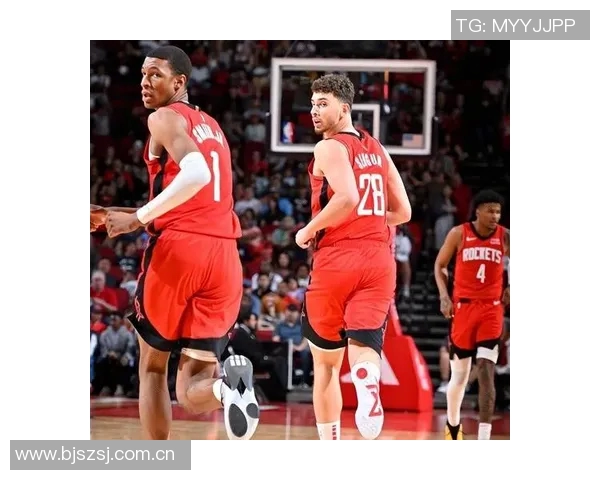 卡佩拉赞申京传球能力期待双塔组合带来更多空间创造 卡佩拉赞申京传球能力期待双塔组合带来更多空间创造