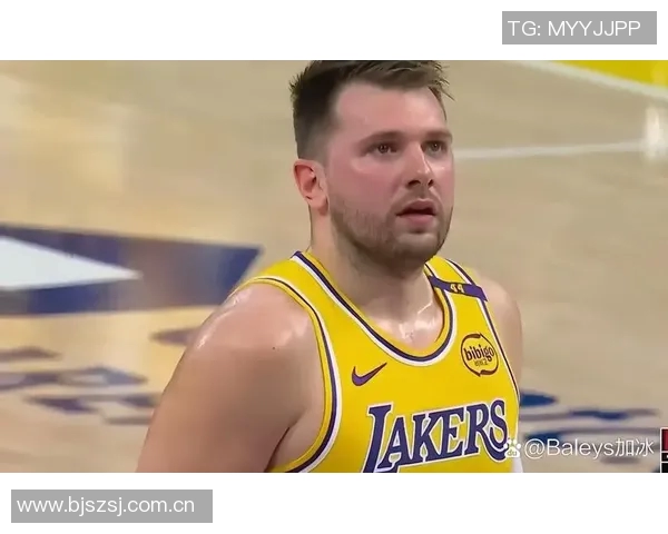 雷迪克谈对阵太阳的挑战里夫斯与东契奇需迅速适应比赛节奏