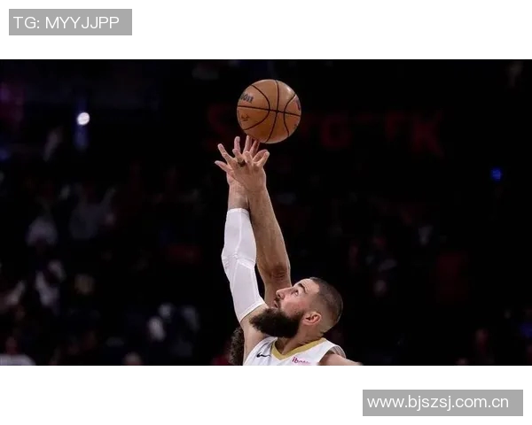 锡安上半场表现抢眼15分钟内贡献8分9板3助3断2帽展现实力 锡安上半场表现抢眼15分钟内贡献8分9板3助3断2帽展现实力