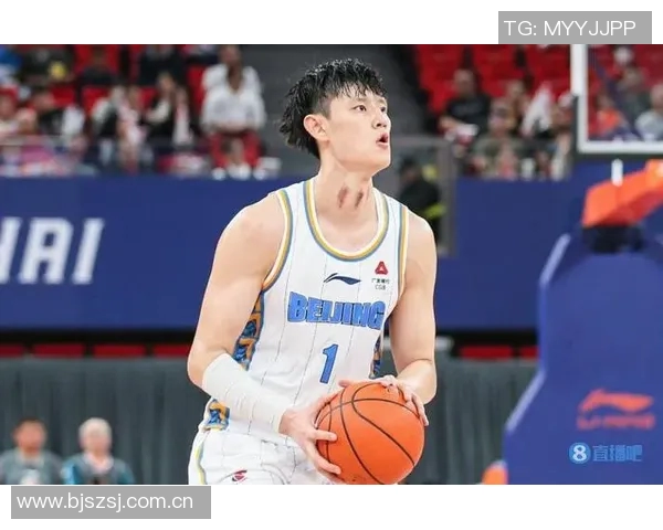 媒体人分析曾凡博表现称教练未设投篮战术需时间适应比赛节奏 媒体人分析曾凡博表现称教练未设投篮战术需时间适应比赛节奏