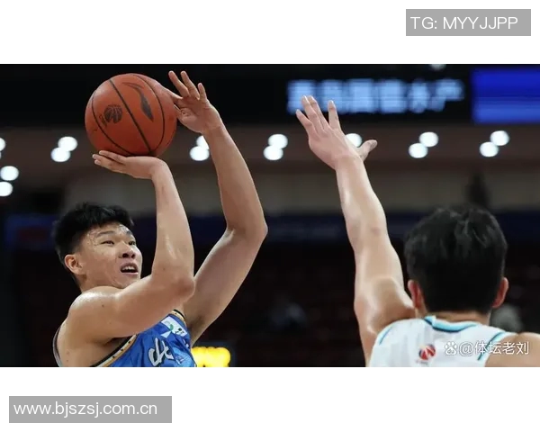 媒体人分析杨瀚森体能与动作速率现状表现属正常水平需加强训练