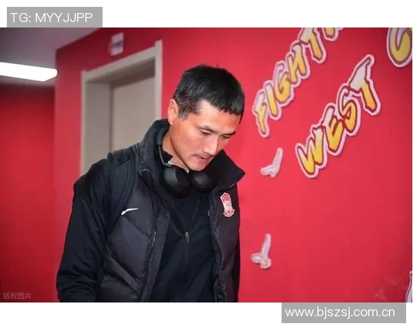 直播吧报道宋凯邵佳一亲临现场共同见证足协杯决赛精彩对决 直播吧报道宋凯邵佳一亲临现场共同见证足协杯决赛精彩对决