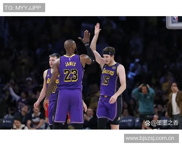 从51分到绝杀时刻里夫斯崛起为湖人新领袖展现全能风采 从51分到绝杀时刻里夫斯崛起为湖人新领袖展现全能风采